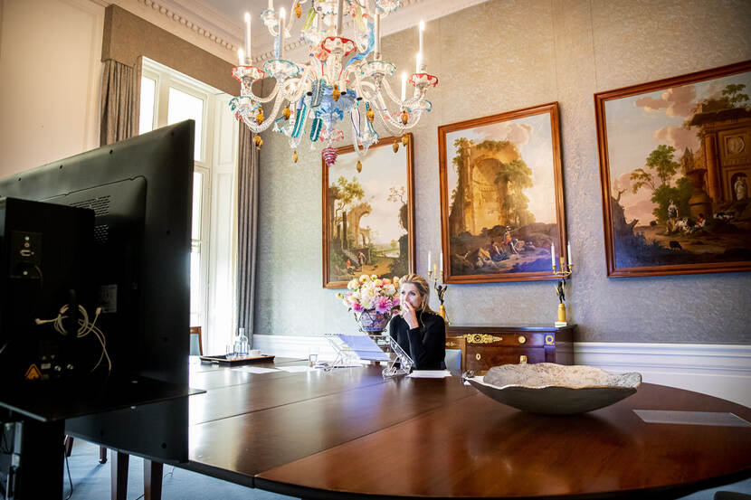 Queen Máxima giving online speech.