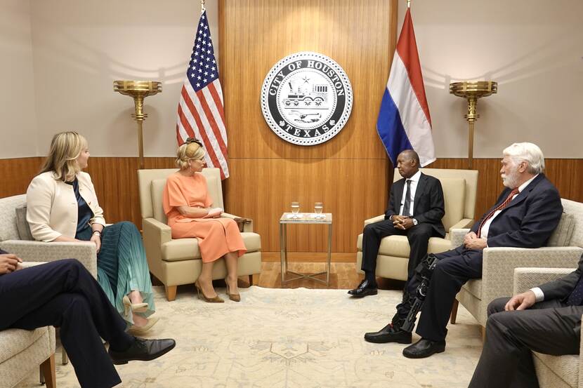 Queen Máxima and Mayor Sylvester Turner