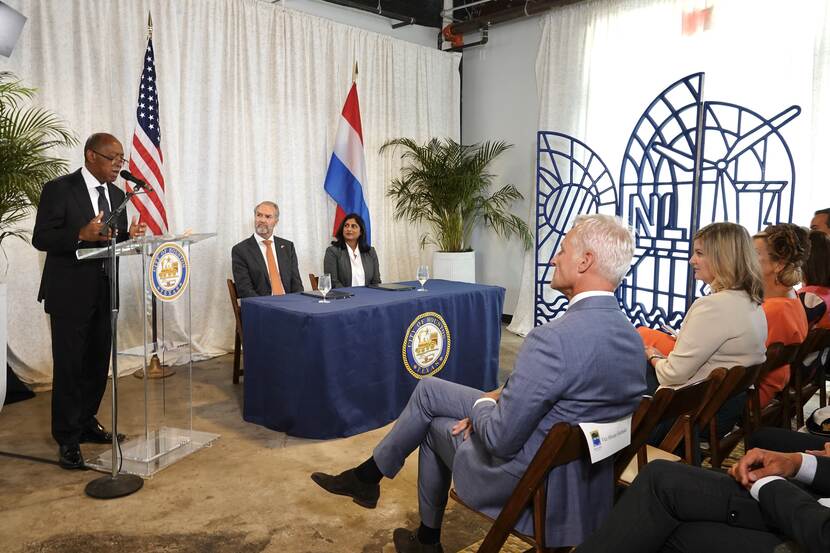 Queen Máxima at meeting with Mayor Sylvester Turner