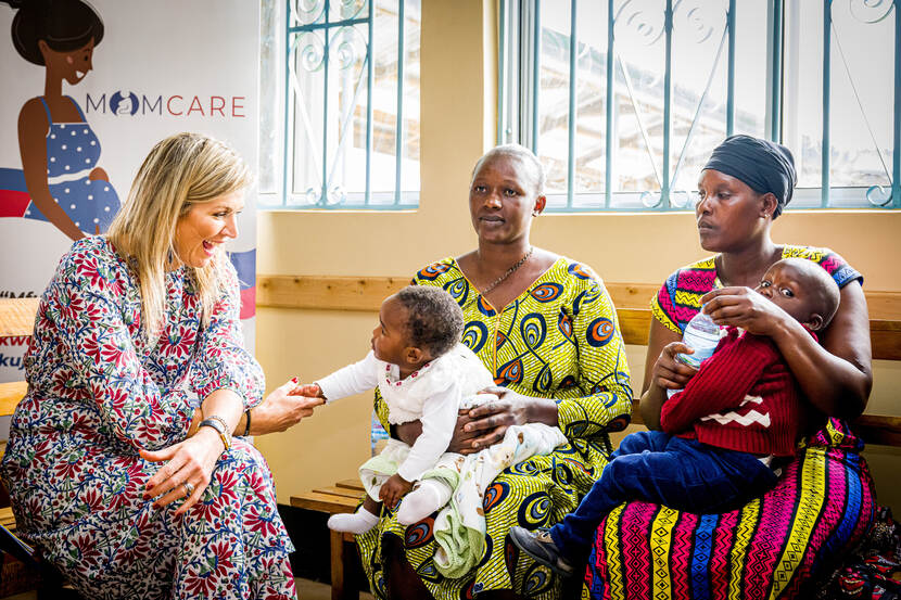 Queen Máxima pays a visit to Tanzania (UNSGSA)