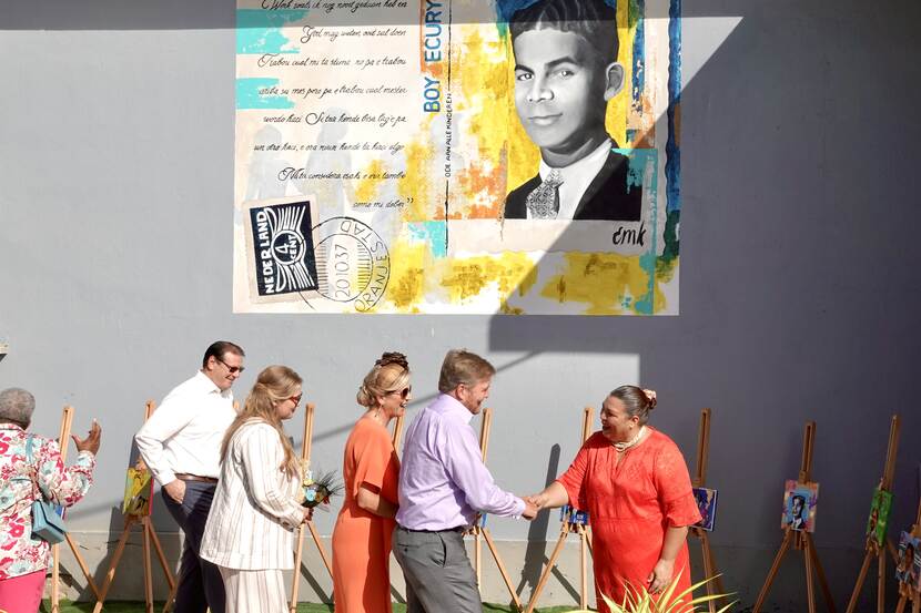 King Willem-Alexander, Queen Máxima and the Princess of Orange visit mural Boy Ecury