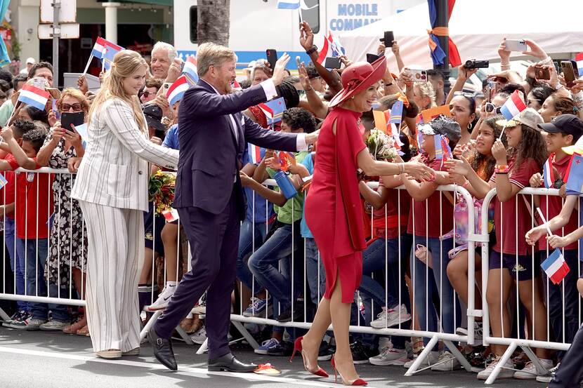 King Willem-Alexander, Queen Máxima and the Princess of Orange in Aruba