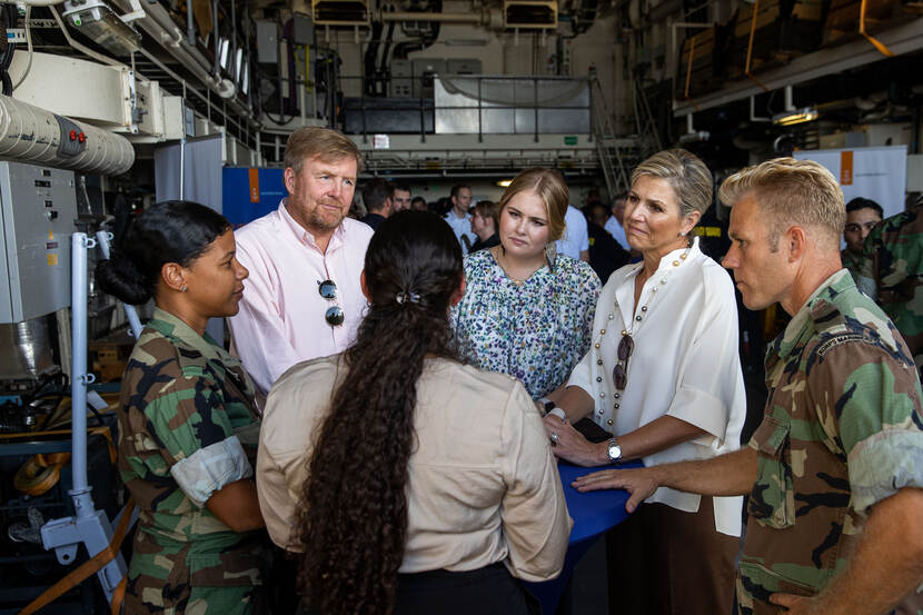 King Willem-Alexander, Queen Máxima and the Princess of Orange on patrol ship HNLMS Holland