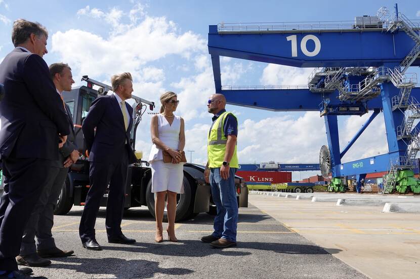 Port of Savannah King Willem-Alexander and Queen Máxima