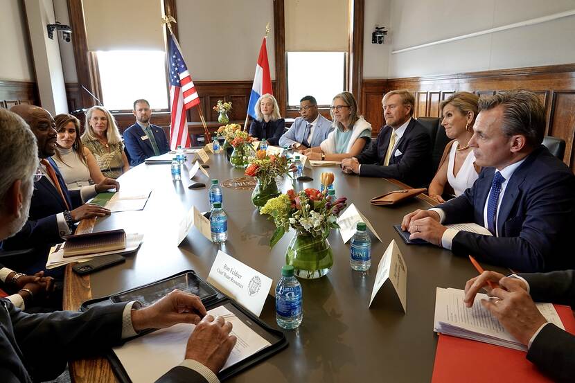 Reception by Mayor King Willem-Alexander and Queen Máxima