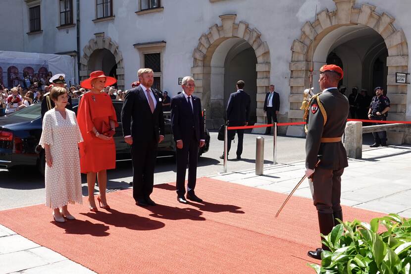 Welcome ceremony at the Hofburg in Vienna