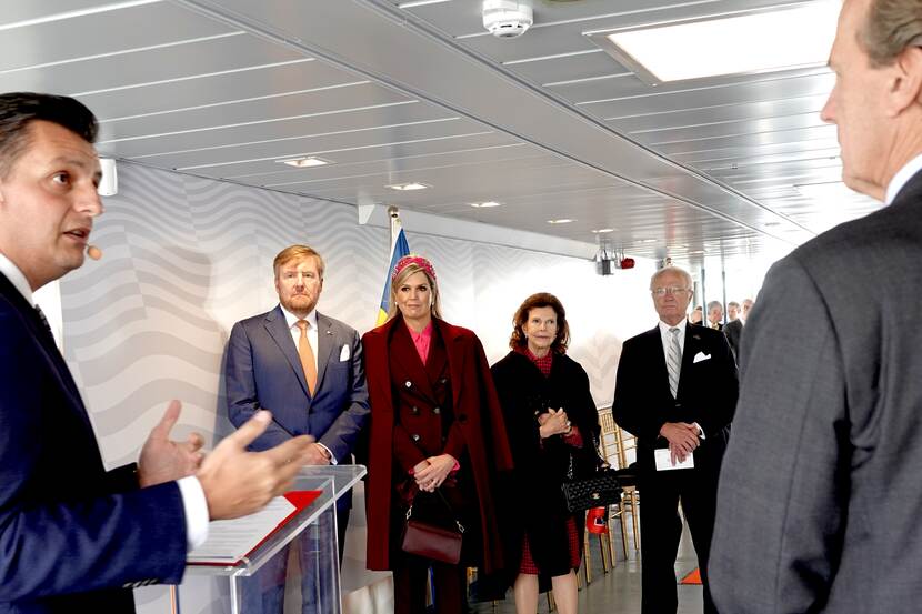 King Willem-Alexander and Queen Máxima at the boat tour of Gothenburg harbour