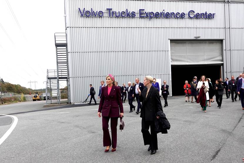 King Willem-Alexander and Queen Máxima visit the Volvo Trucks Experience Center