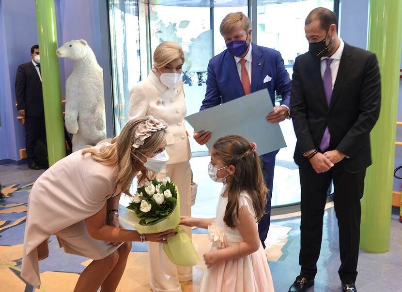 King Willem-Alexander and Queen Máxima visit the Elpida oncology clinic at Paidon children’s hospital in Athens