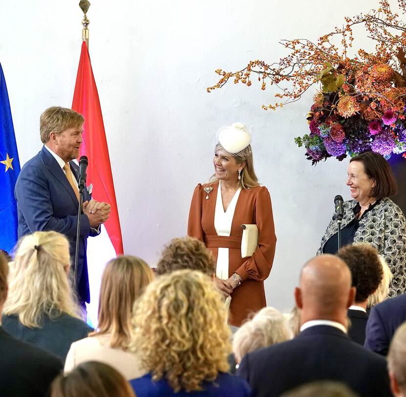 King Willem-Alexander and Queen Máxima attend a reception for the Dutch community
