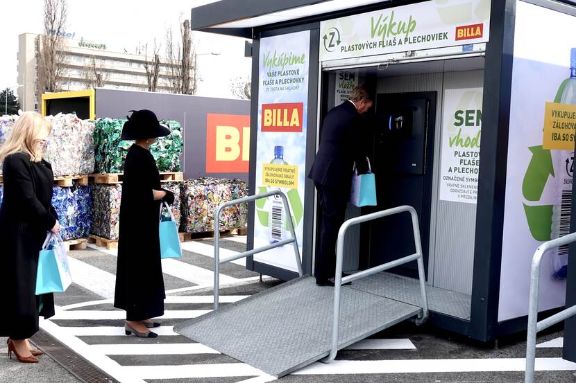 King Willem-Alexander and Queen Máxima at collection point for PET bottles and cans in Bratislava