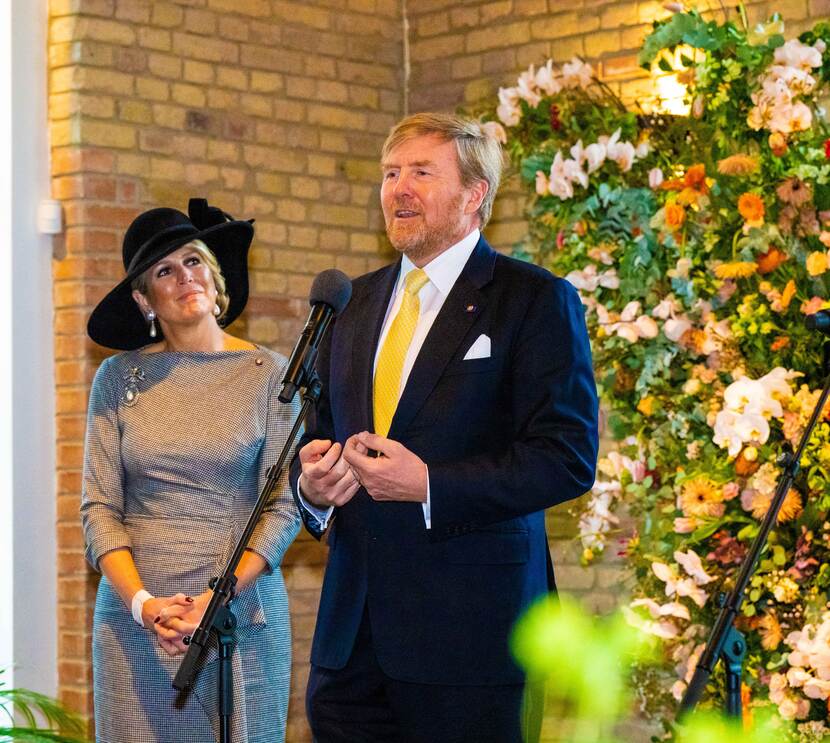 King Willem-Alexander and Queen Máxima meet Dutch community in Slovakia