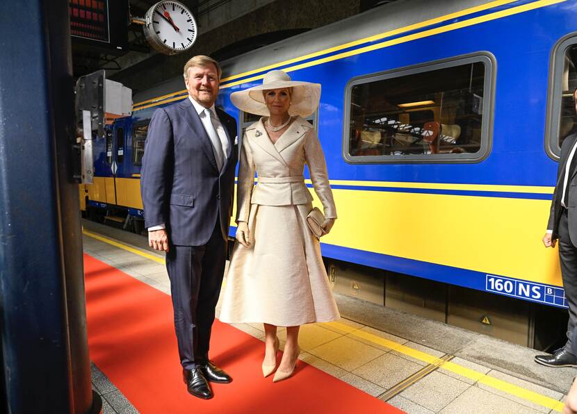 Arrival by train state visit Belgium King Willem-Alexander and Queen Máxima