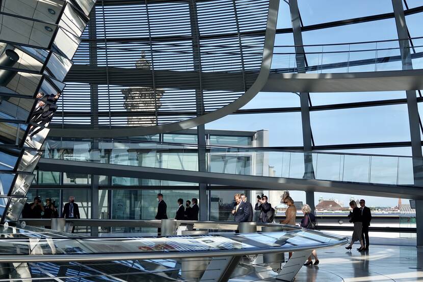 King and Queen at Bundestag