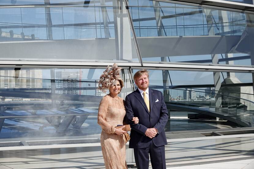 King and Queen at Bundestag